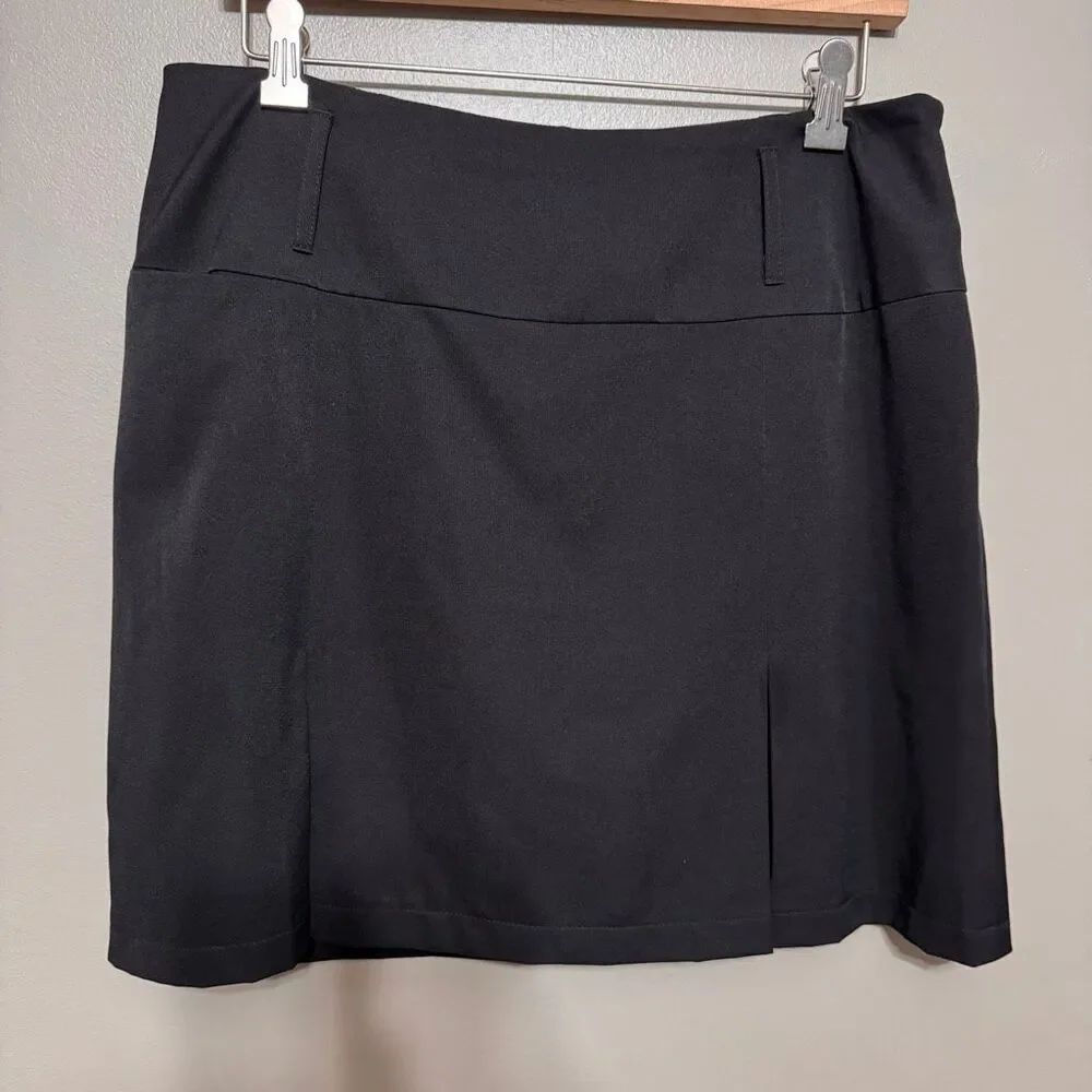 Golftini women’s black golf skirt with built in shorts size 10